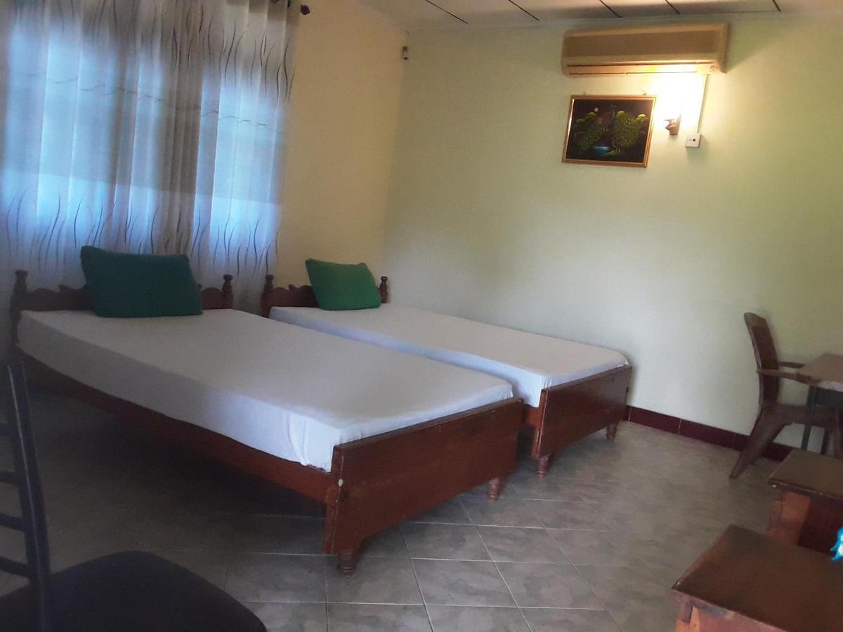 Hansika Guest Inn Buttala Εξωτερικό φωτογραφία